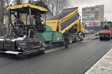 асвальтоукладчик